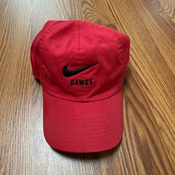 Georgia Bulldogs Nike Big Swoosh Heritage 86 Adjustable Hat-Red - Picture 1 of 4
